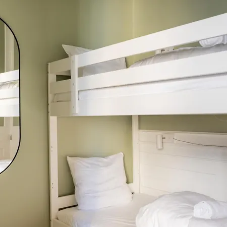 Large With Canal View In Cph *