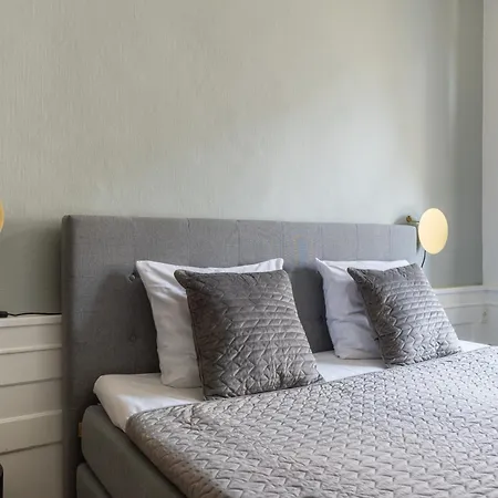 Apartment Large With Canal View In Cph *